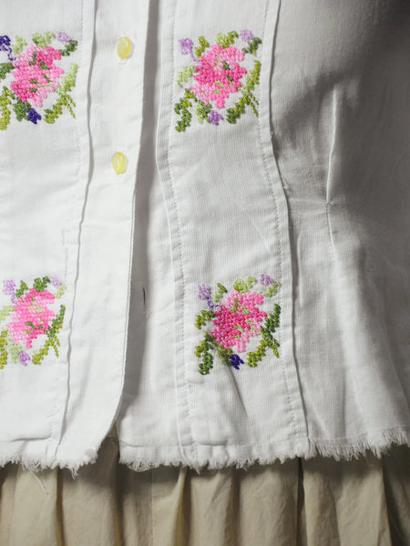 1950's Floral Embroidered Blouse