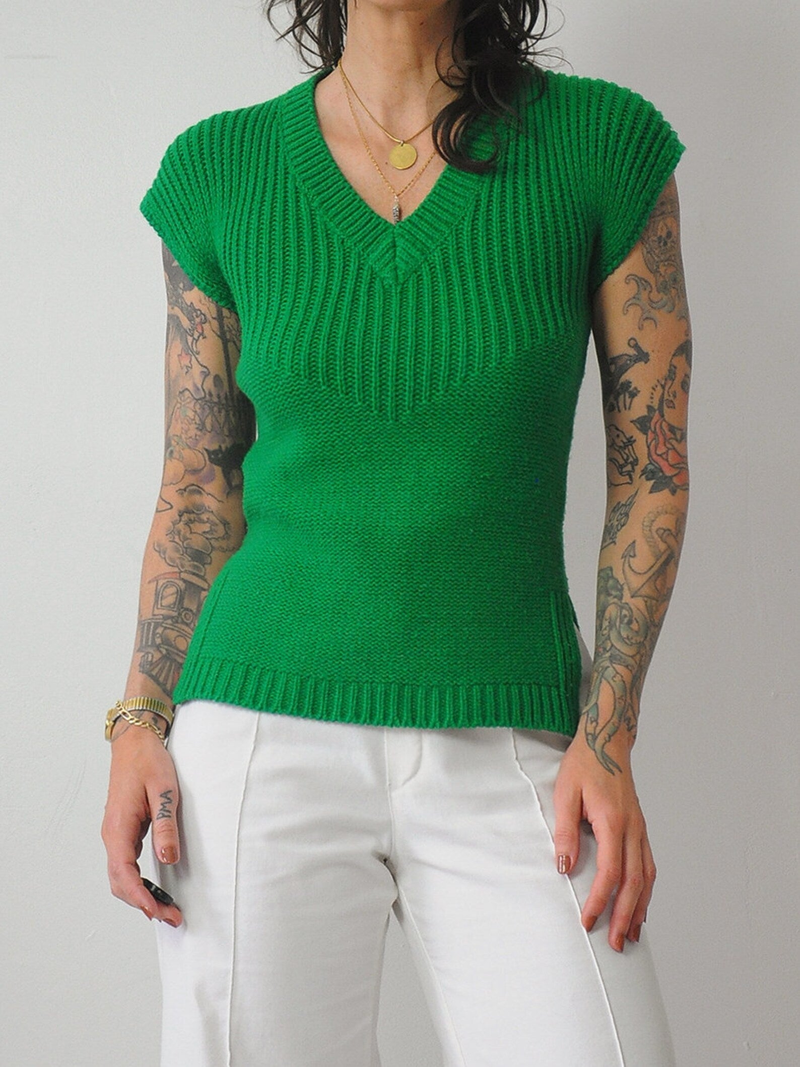 1970's Kelly Green Petite Sweater