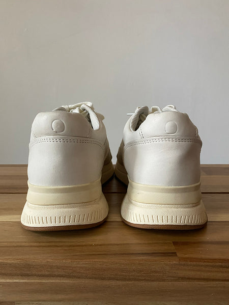 Everlane Trainer Sneaker 8