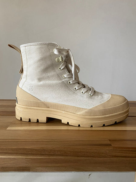 Everlane Canvas Utility Boot 7.5