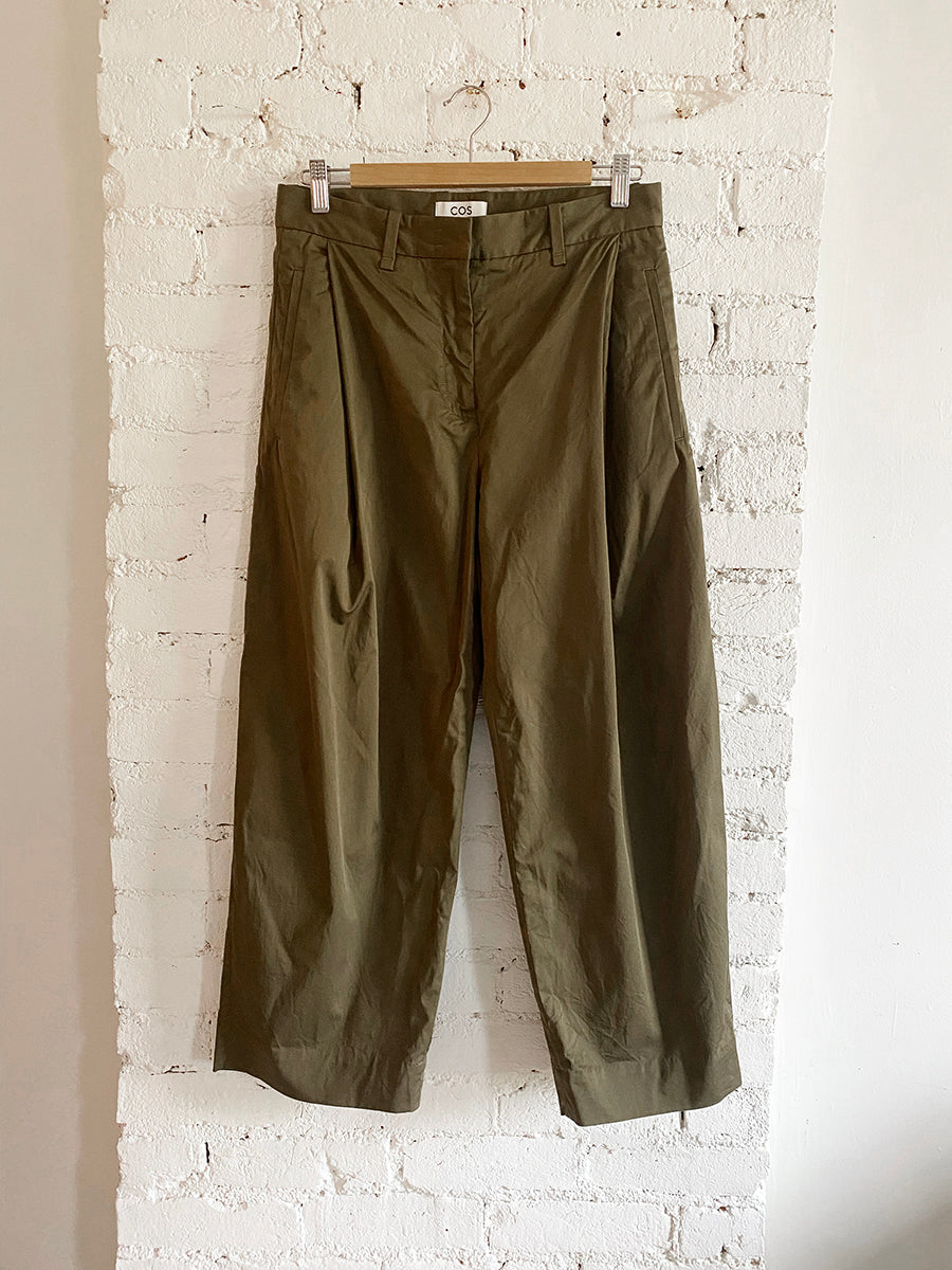 COS Barrel Leg Chino Pant