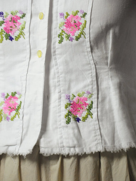 1950's Floral Embroidered Blouse