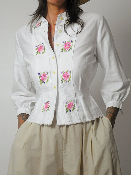 1950's Floral Embroidered Blouse