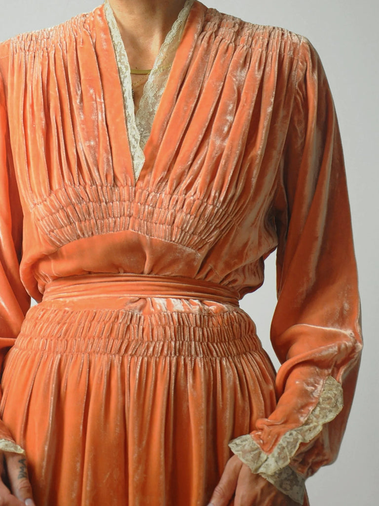 1920 s 30 s Coral Velvet Dress NOIROHIO VINTAGE