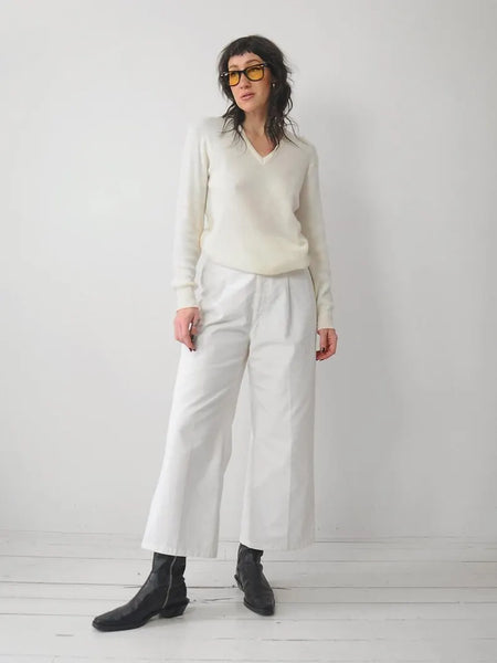1970's Minimal V-neck Sweater