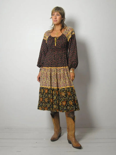 1970's Calico Prairie Floral Dress