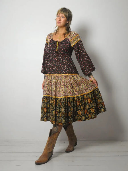 1970's Calico Prairie Floral Dress