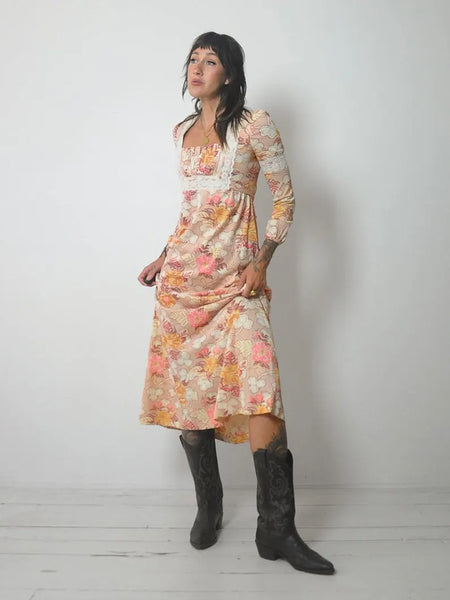 1970's Petite Floral Maxi Dress