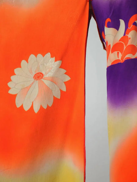 1940's Silk Spider Mum Kimono
