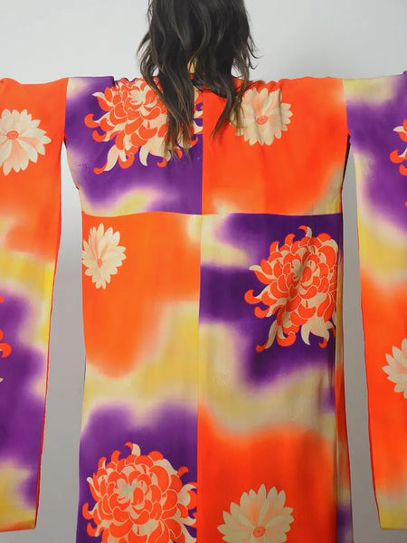 1940's Silk Spider Mum Kimono