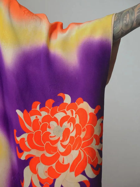 1940's Silk Spider Mum Kimono