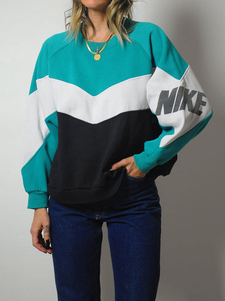 1990's Striped Nike Sweatshirt