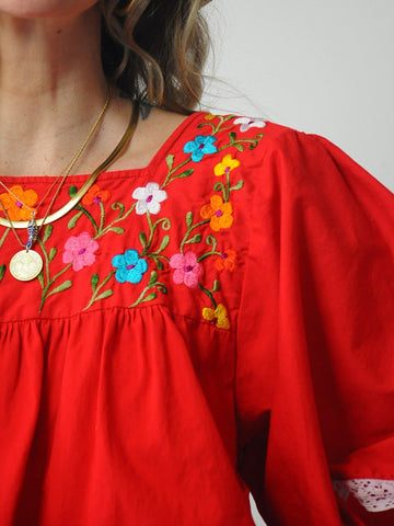 1970's Embroidered Floral Crop Top