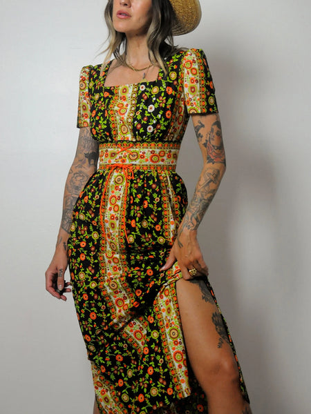 1970's Corset Tie Floral Dress