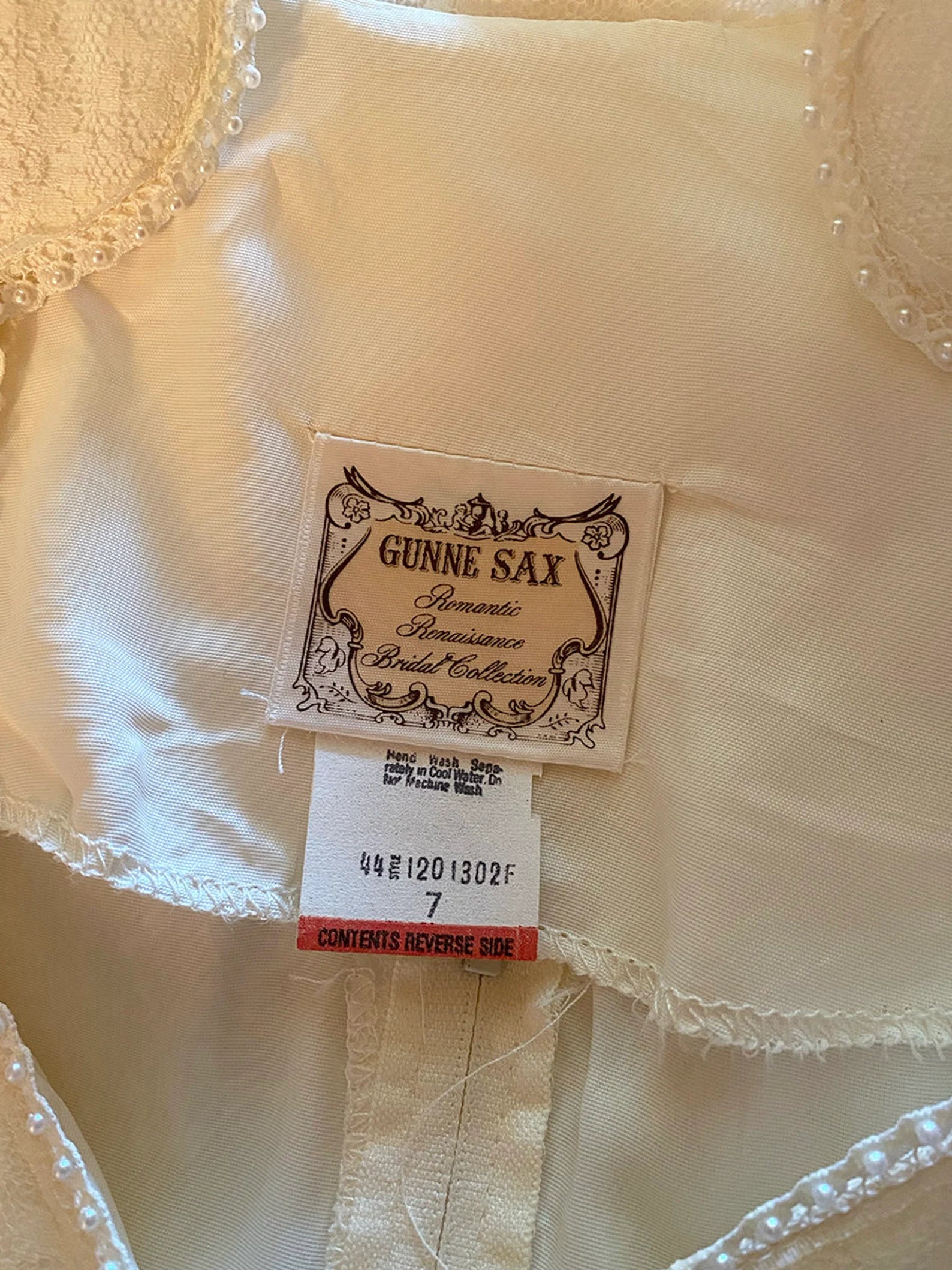 英国製レースカバー　レア　大判　ビンテージ 1970's Gunne Sax Lace Wedding Dress – NOIROHIO VINTAGE