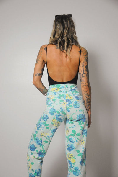 Garden Rose Jeans 31x26.5"