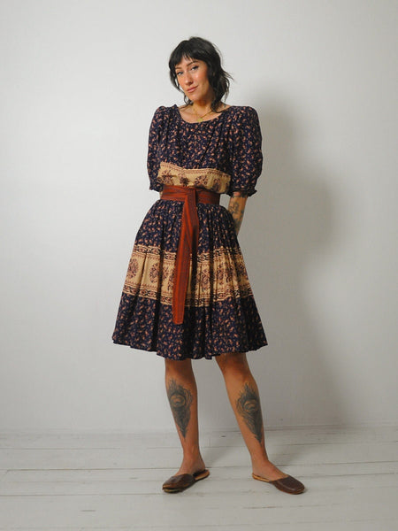 1970's Paisley Puff Sleeve Dress